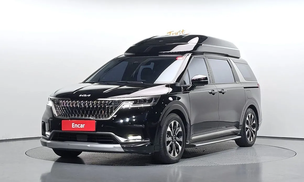 Kia Carnival — фото 1