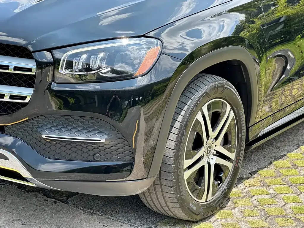 Mercedes-Benz GLS — фото 6