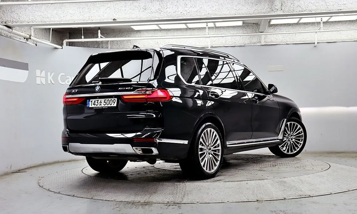 BMW X7 — фото 4