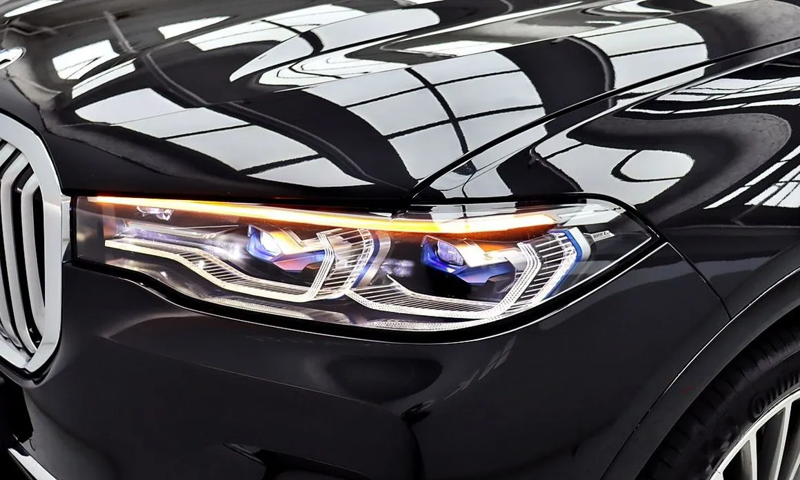 BMW X7 — фото 9