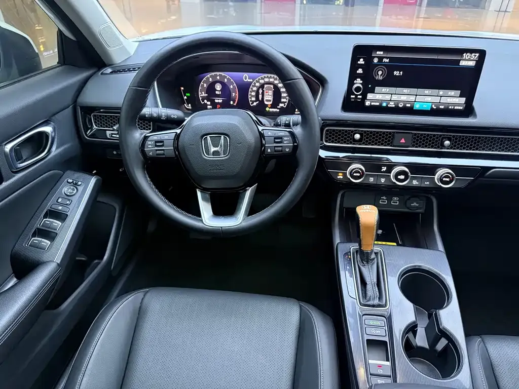 Honda Civic — фото 9