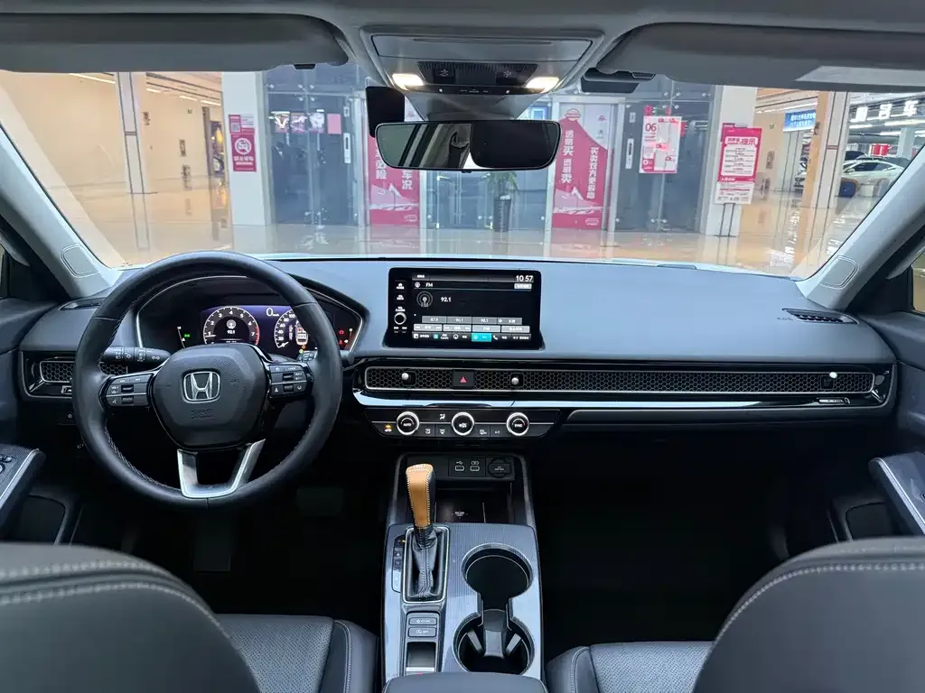 Honda Civic — фото 7