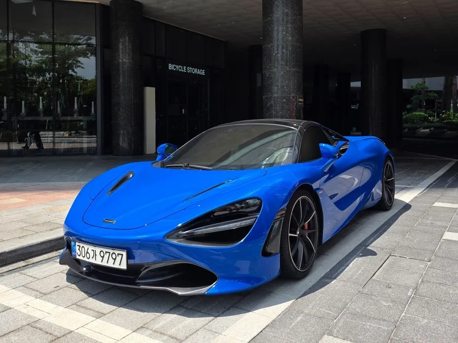 Mclaren 720S — фото 1