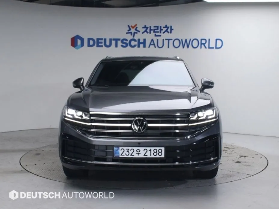 Volkswagen Touareg — фото 3
