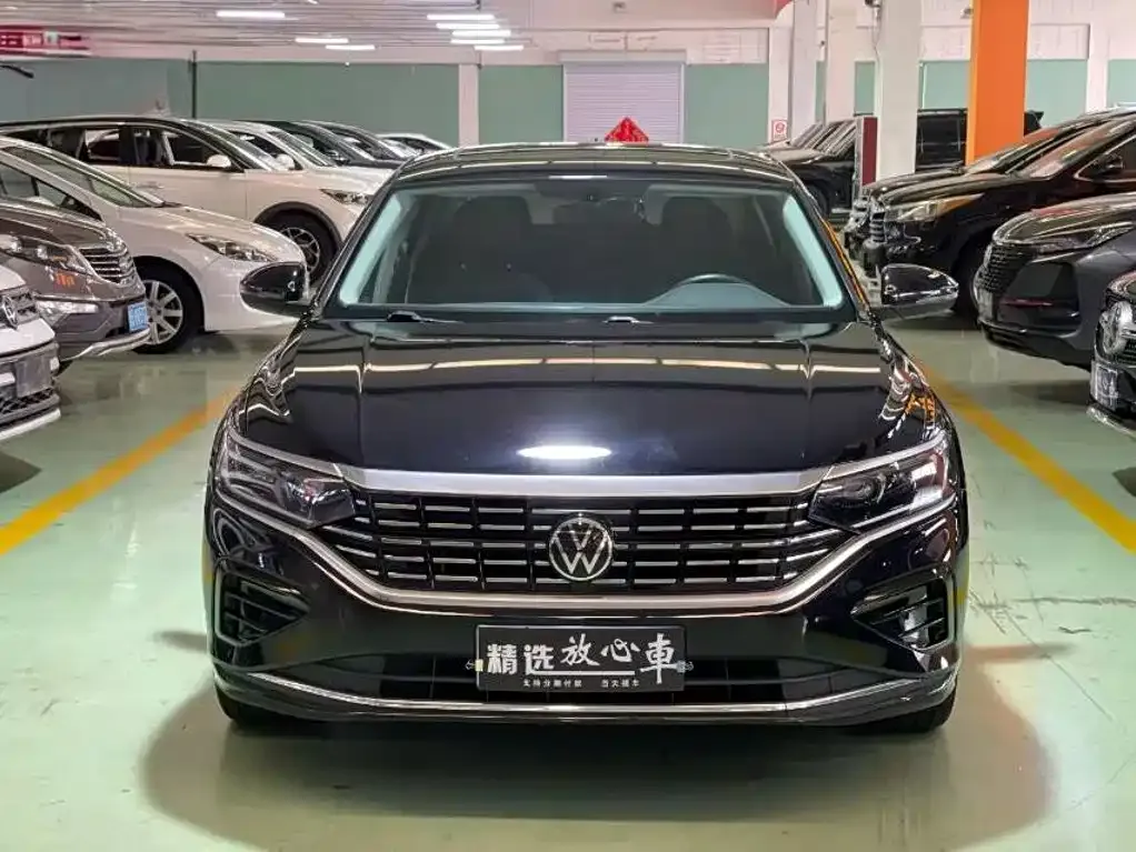 Volkswagen Passat — фото 4