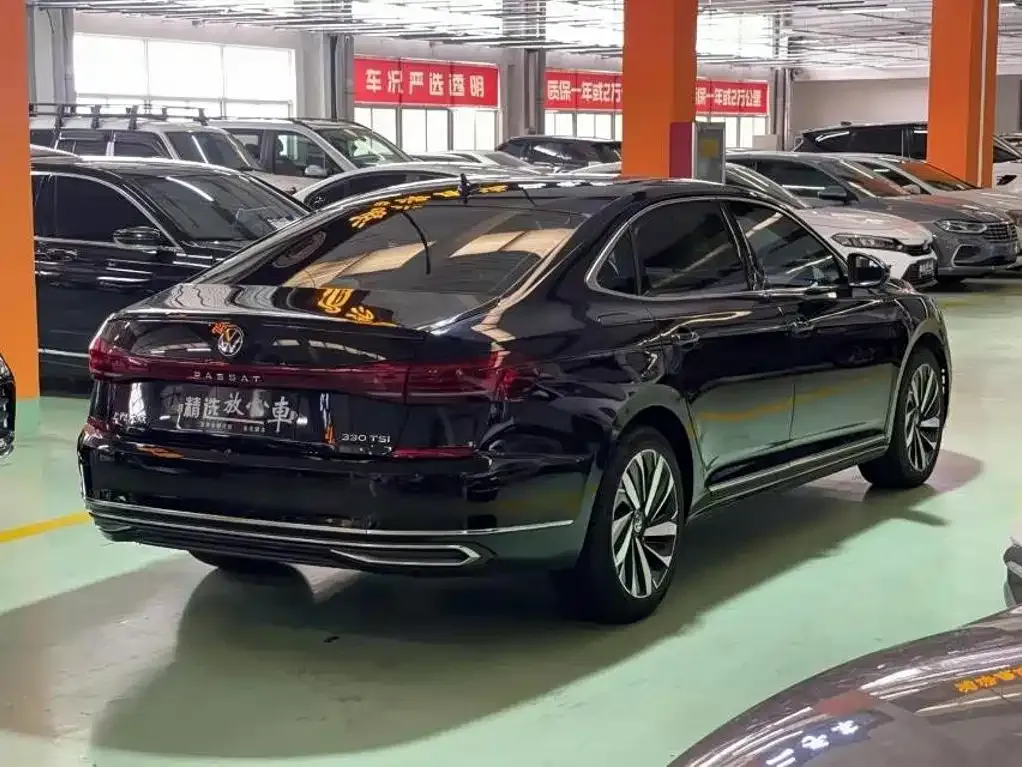 Volkswagen Passat — фото 9