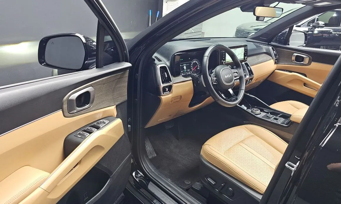 Kia Sorento — фото 5
