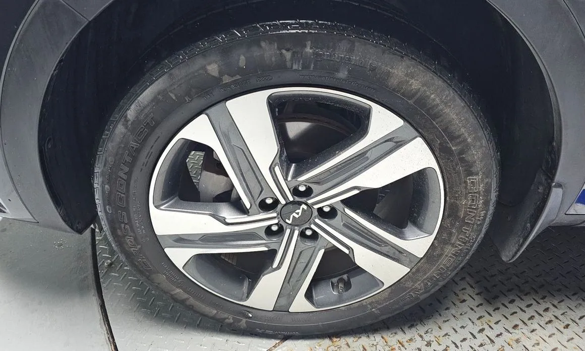Kia Sorento — фото 4