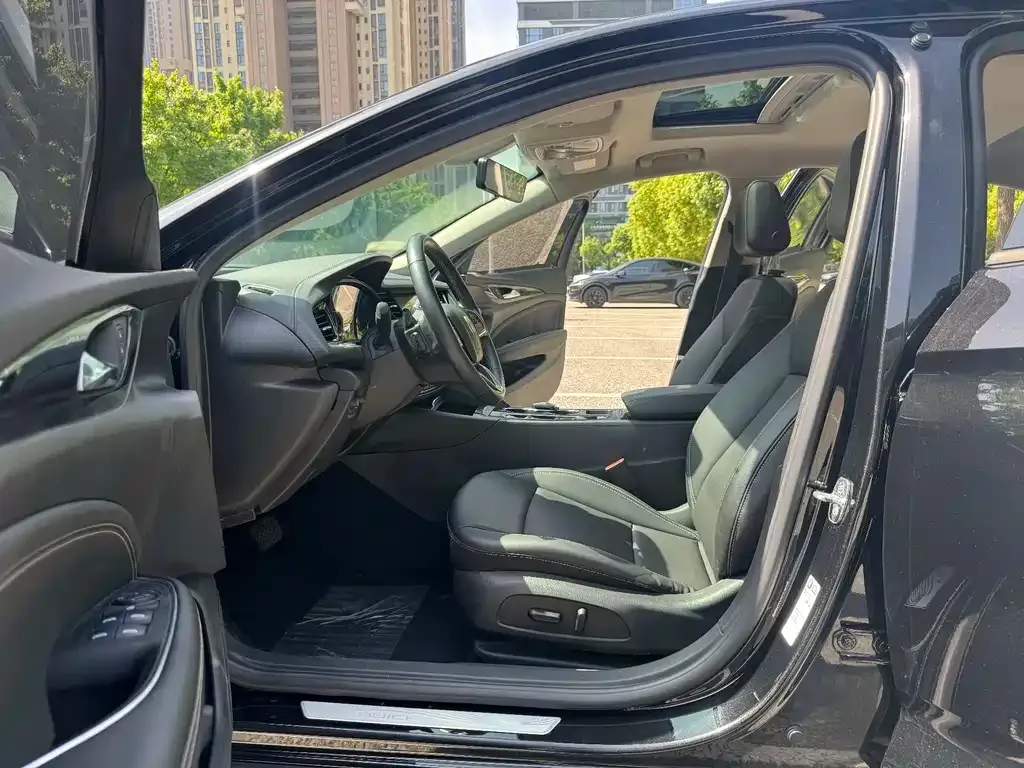 Buick Regal — фото 2
