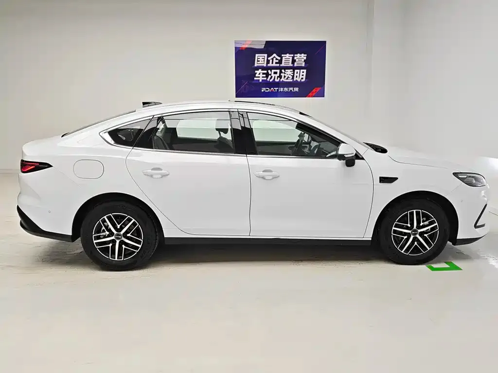 BYD Seal 05 DM-i — фото 3