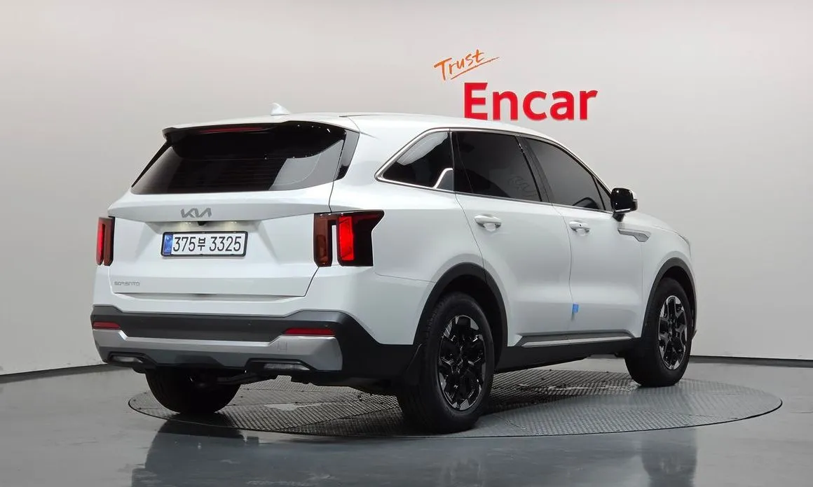 Kia Sorento — фото 5