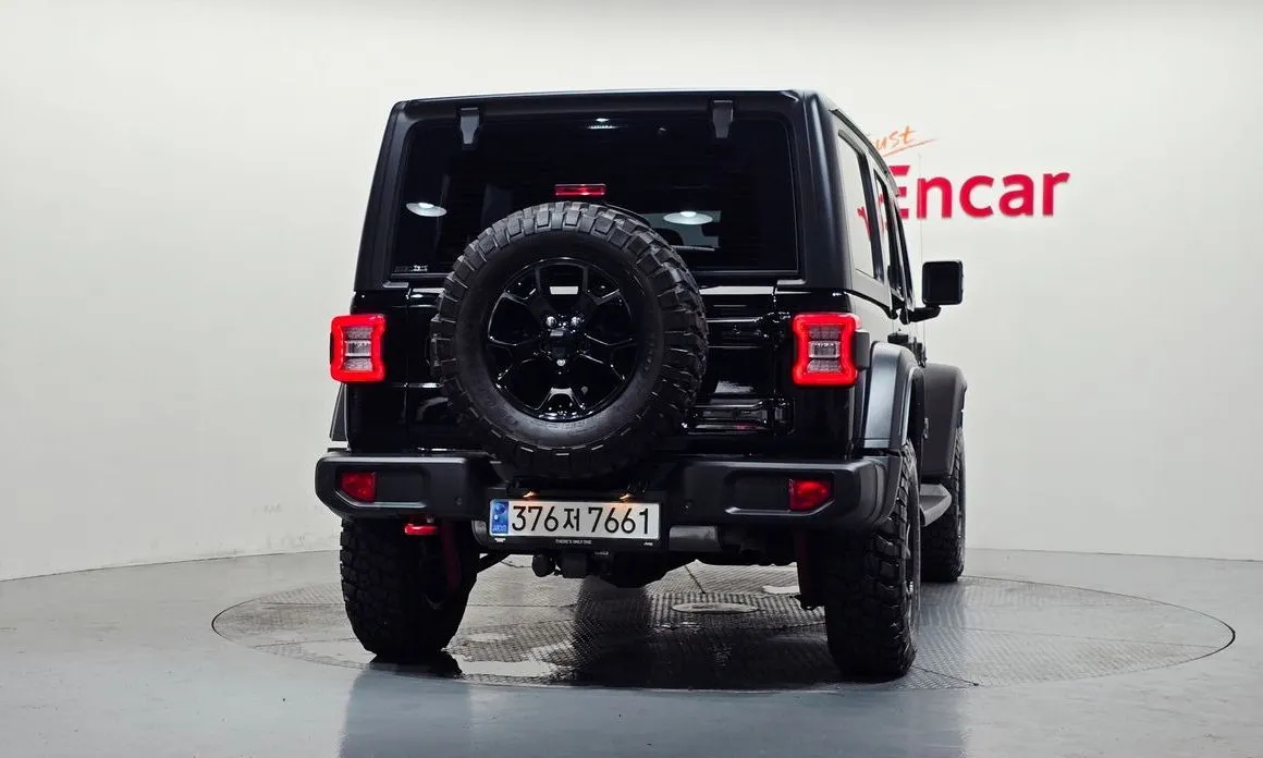 Jeep Wrangler — фото 4