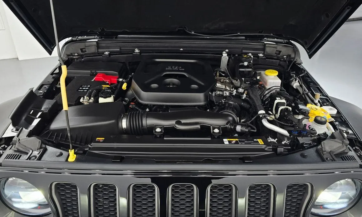 Jeep Wrangler — фото 9