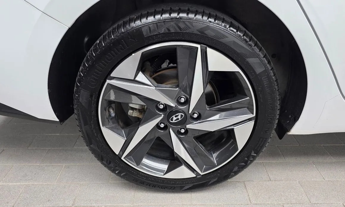Hyundai AVANTE — фото 9