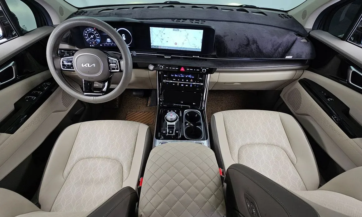 Kia Carnival — фото 10