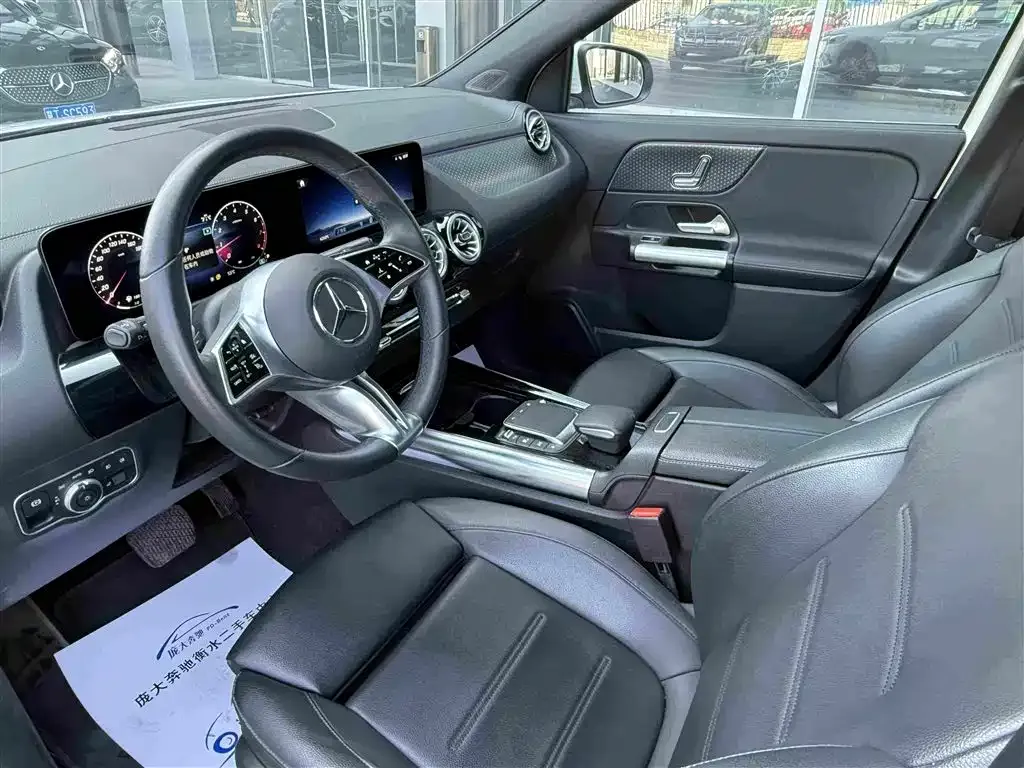 Mercedes-Benz GLA — фото 7