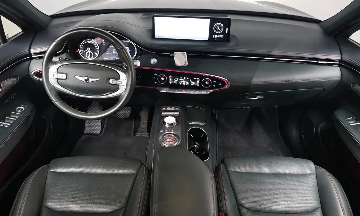 Genesis GV70 — фото 10
