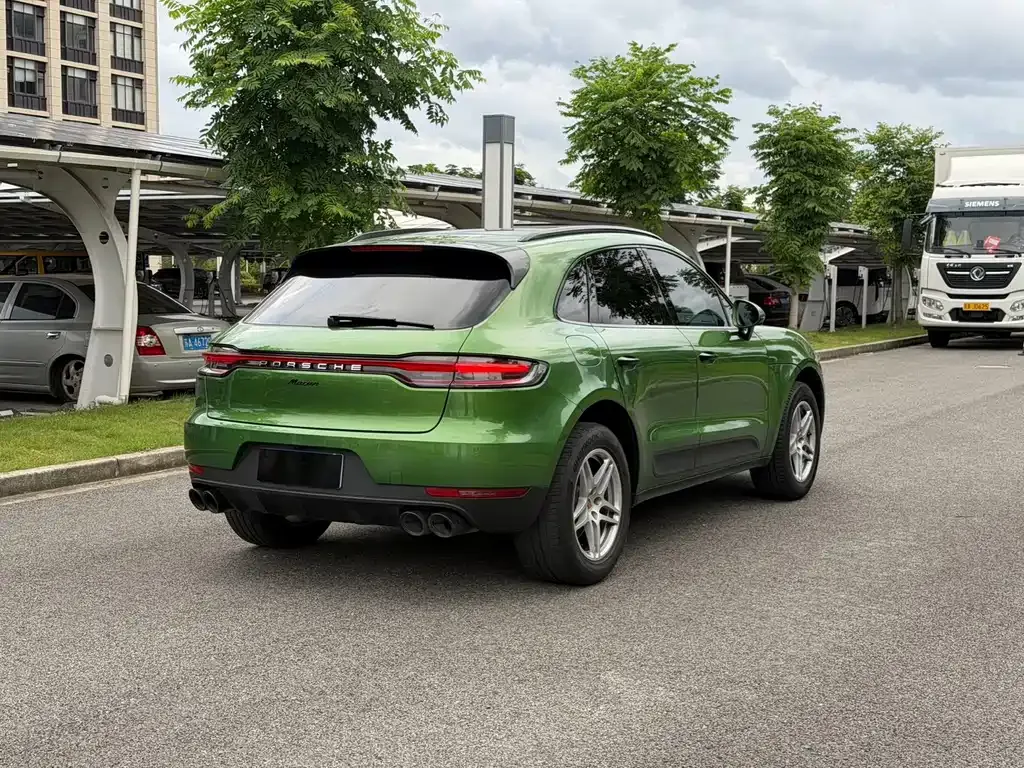 Porsche Macan — фото 7