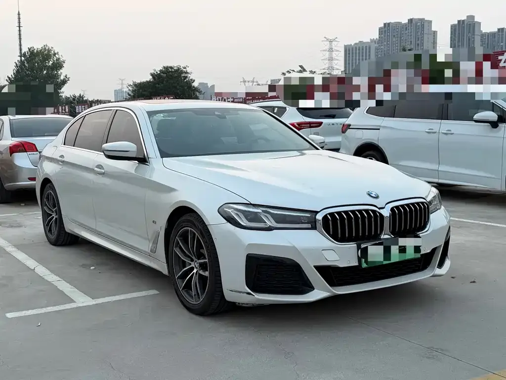 BMW 5 Series New Energy — фото 4