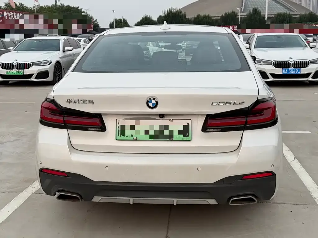 BMW 5 Series New Energy — фото 2