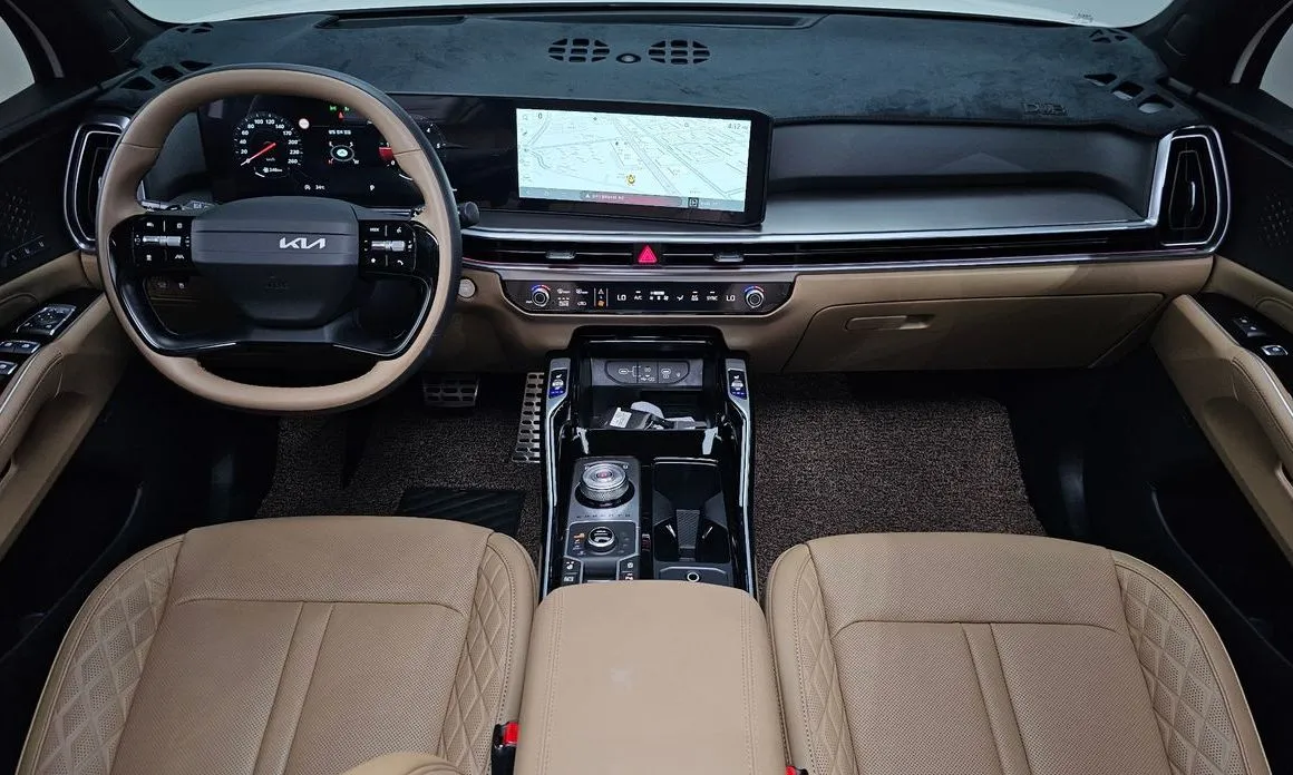 Kia Sorento — фото 10
