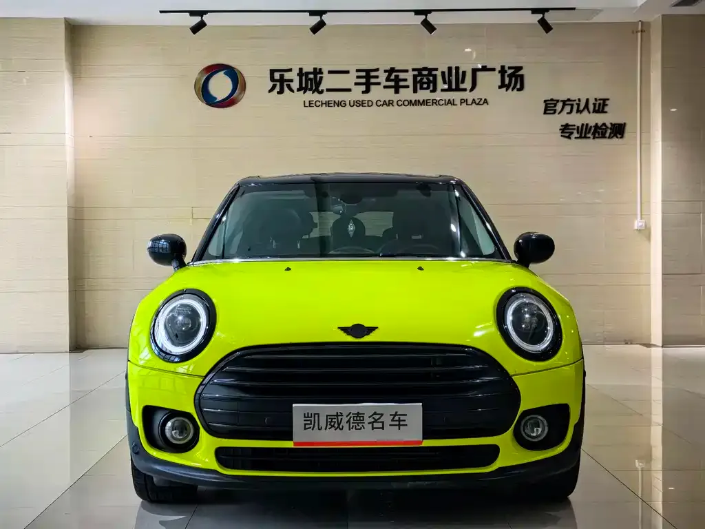 MINI Clubman — фото 2