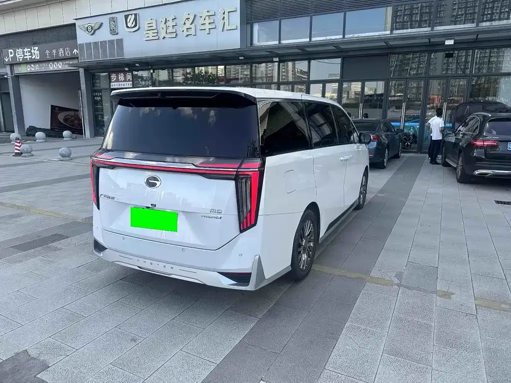 GAC Motor Trumpchi M8 — фото 3