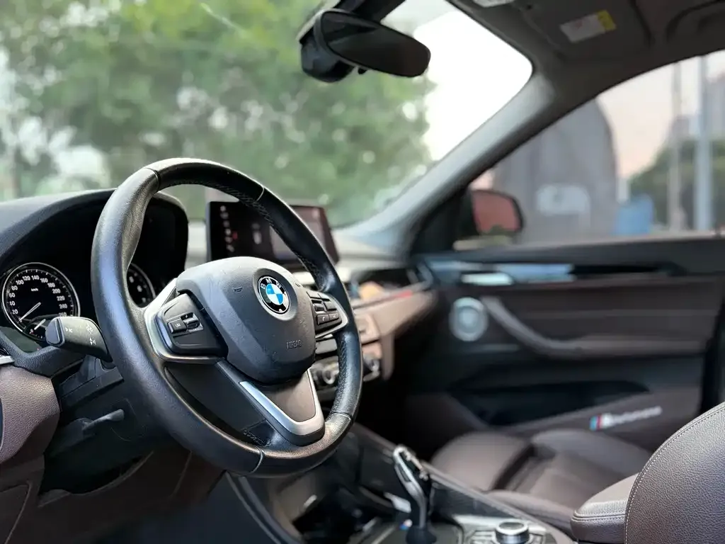 BMW X1 — фото 2