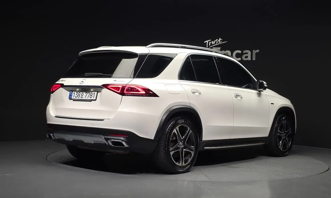Mercedes-Benz GLE-Class — фото 4