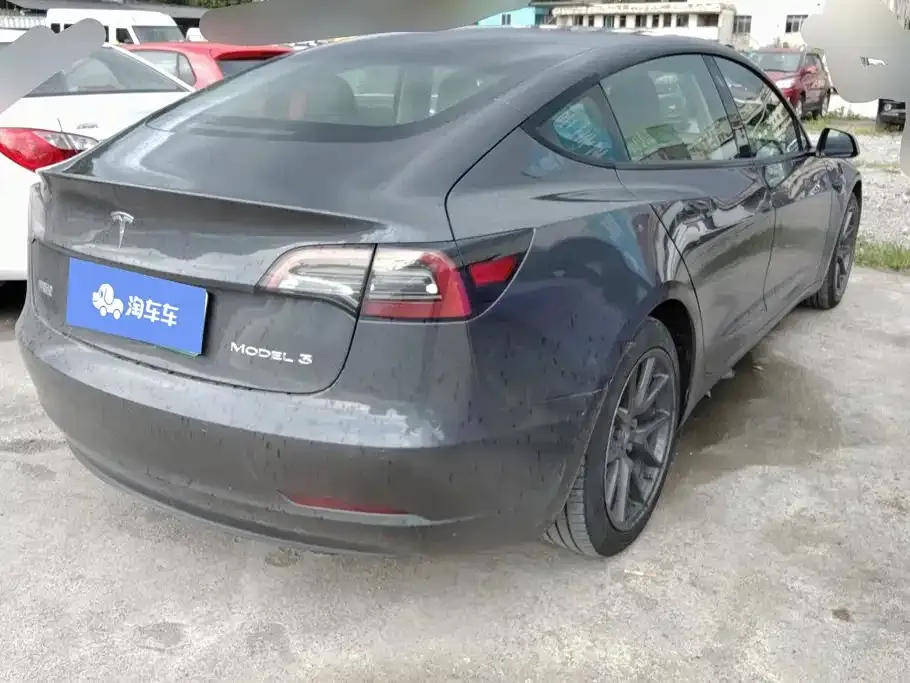 Tesla Model 3 — фото 3