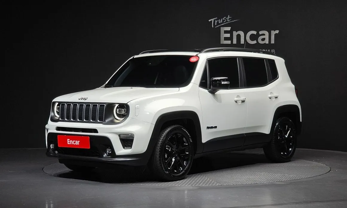 Jeep Renegade — фото 1