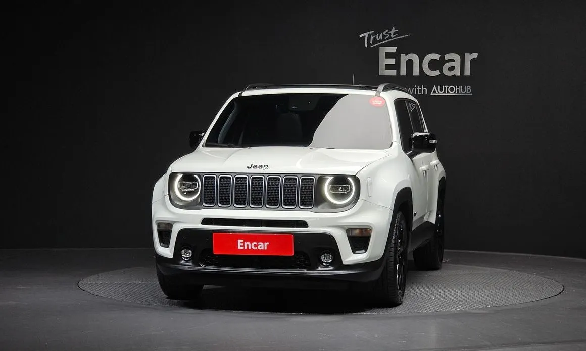 Jeep Renegade — фото 5