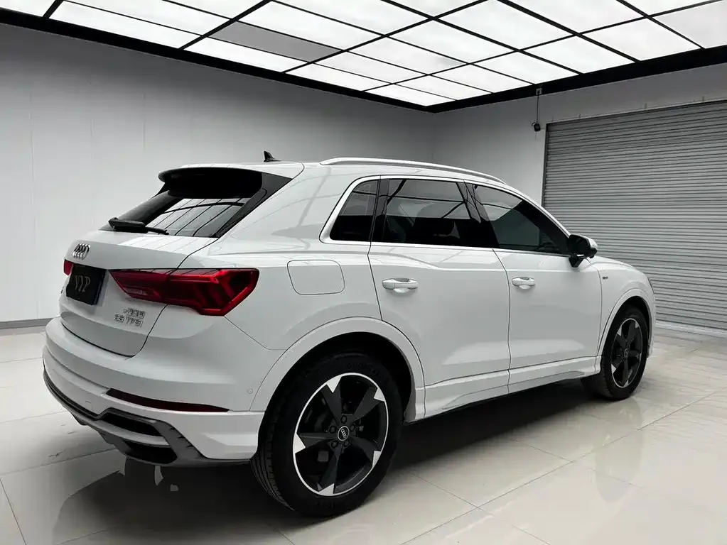Audi Q3 — фото 3