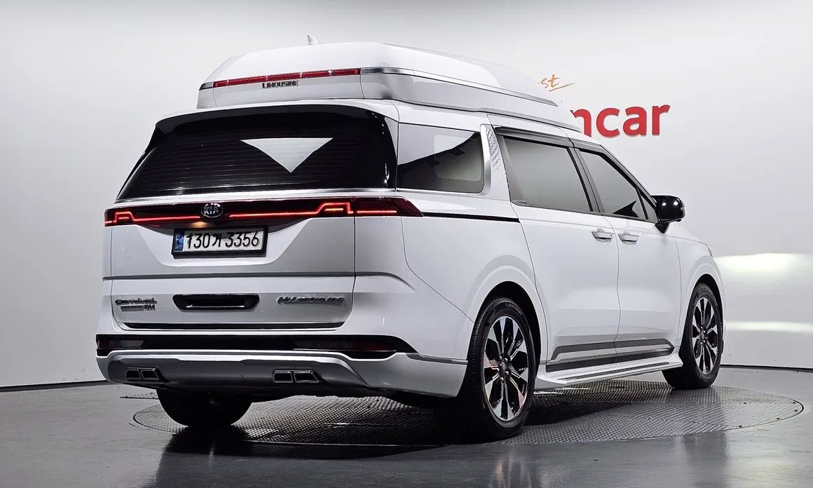 Kia Carnival — фото 6