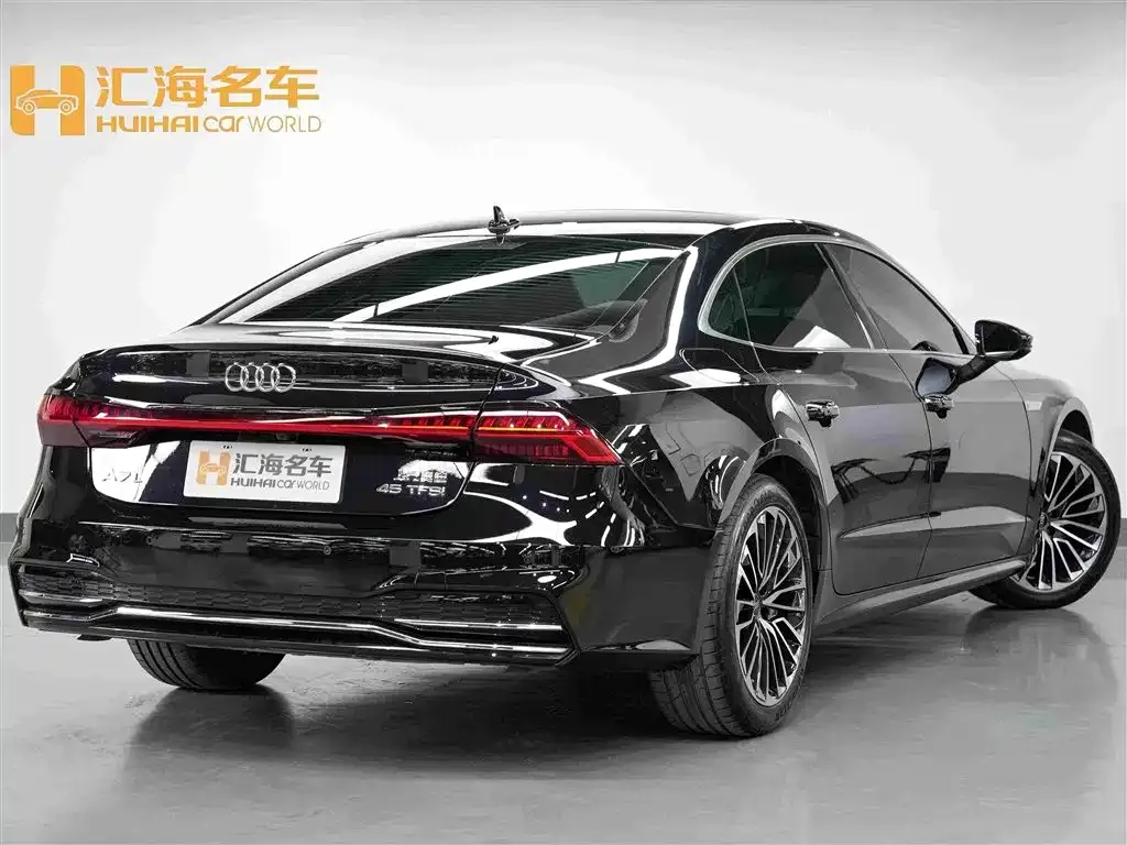 Audi A7L — фото 7