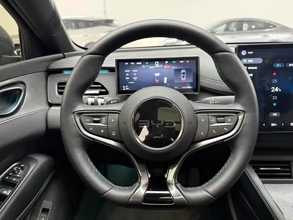 BYD Seal 06 DM-i Touring Edition — фото 7