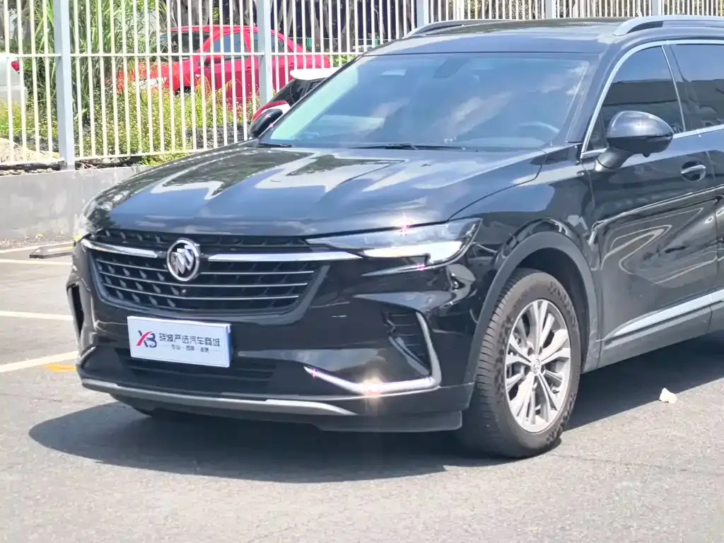 Buick Envision Plus — фото 9