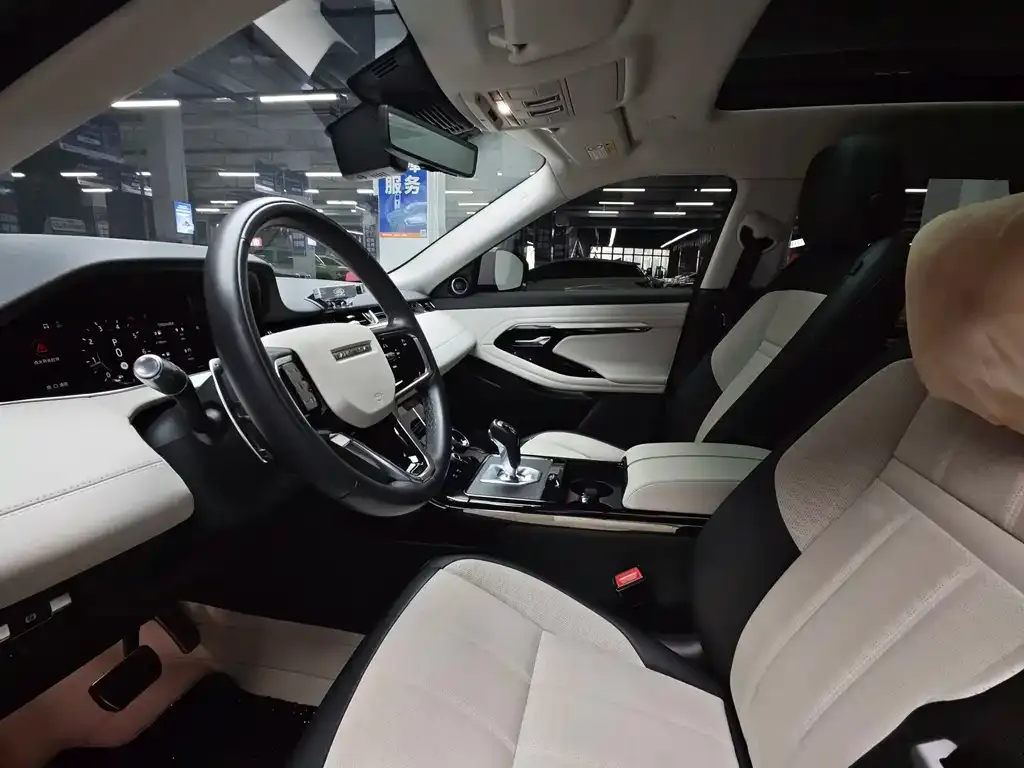Land Rover Evoque — фото 8