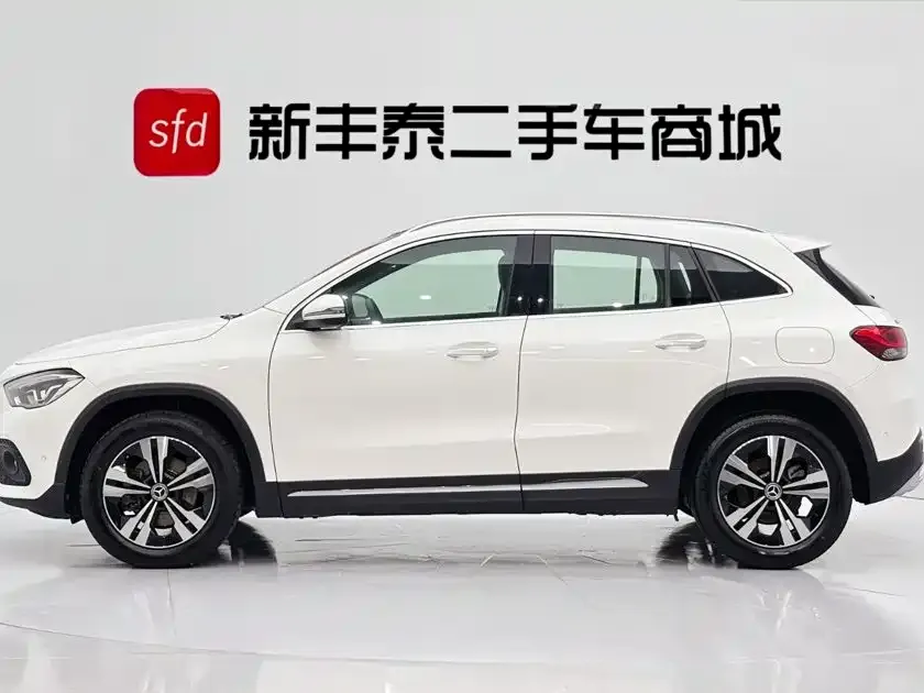 Mercedes-Benz GLA — фото 8