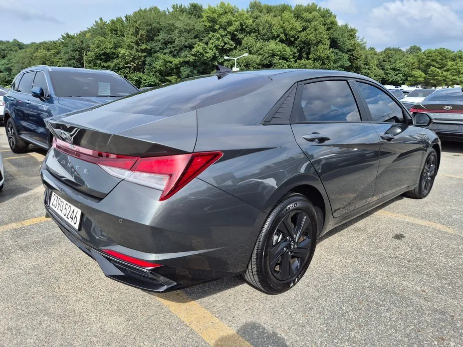 Hyundai AVANTE — фото 10