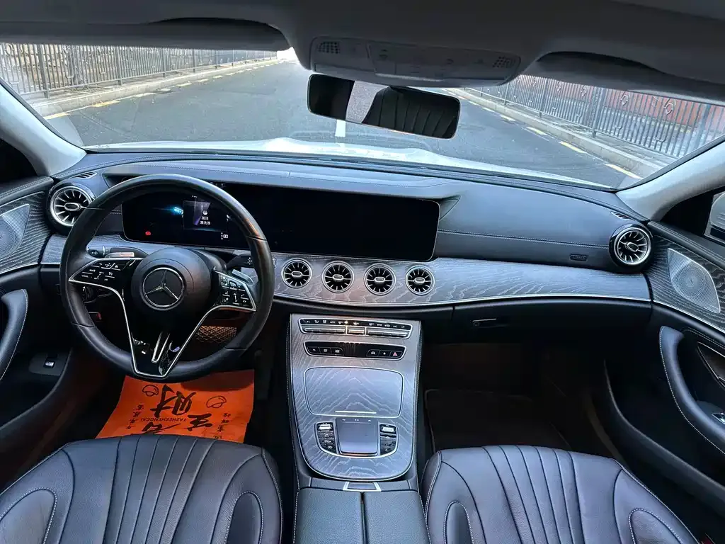Mercedes-Benz CLS — фото 3