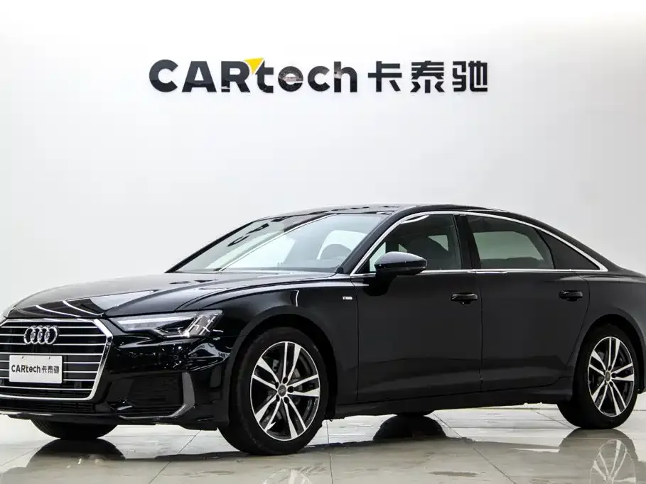 Audi A6L — фото 1