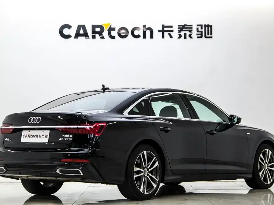 Audi A6L — фото 6