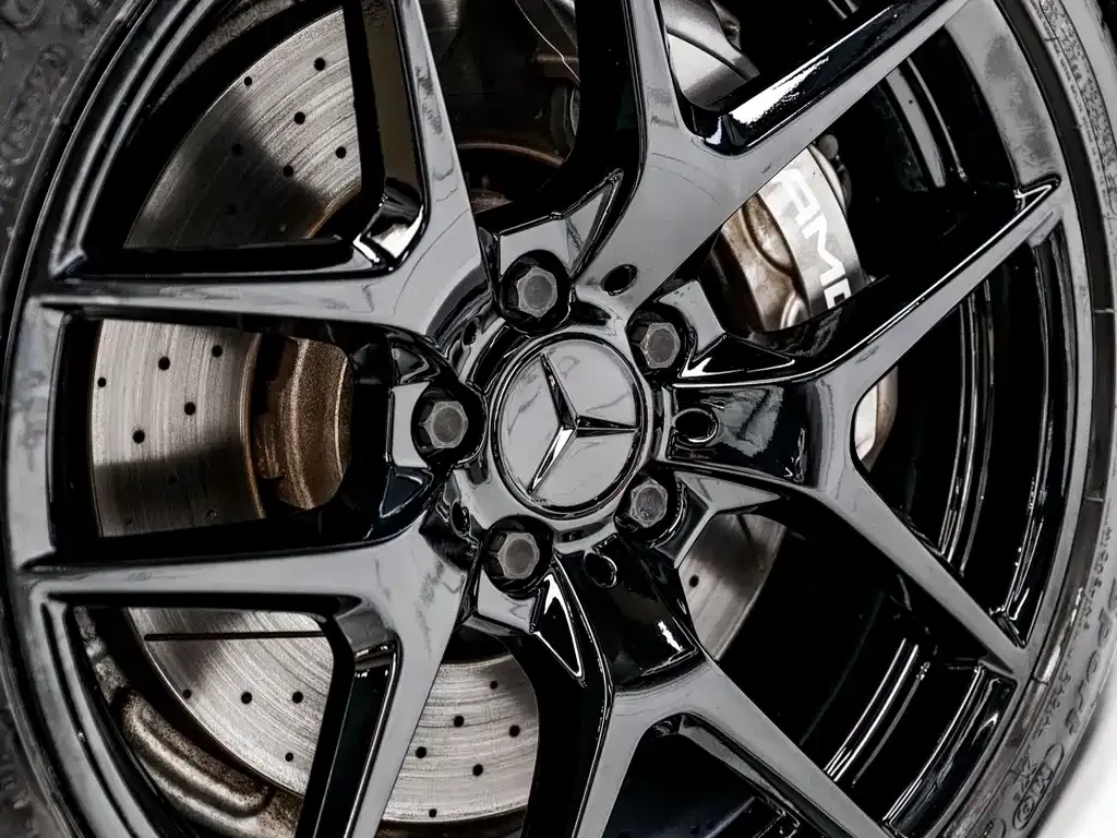 Mercedes-Benz AMG GT — фото 7