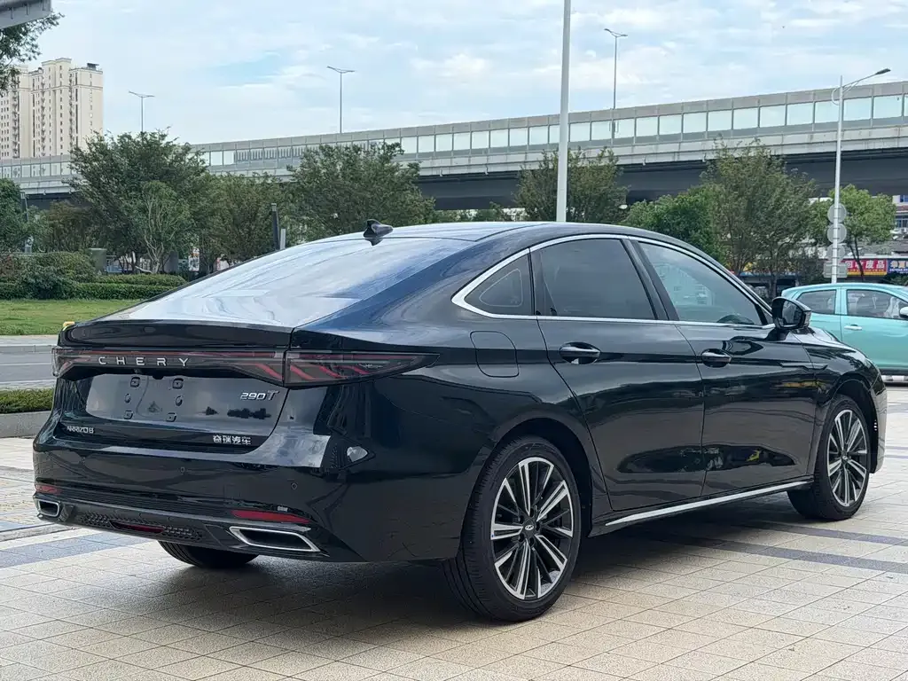 Chery Arrizo 8 PRO — фото 2