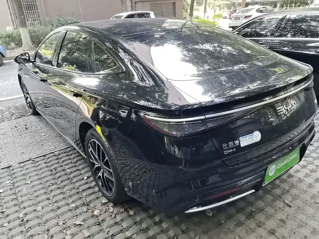 BYD Seal — фото 10