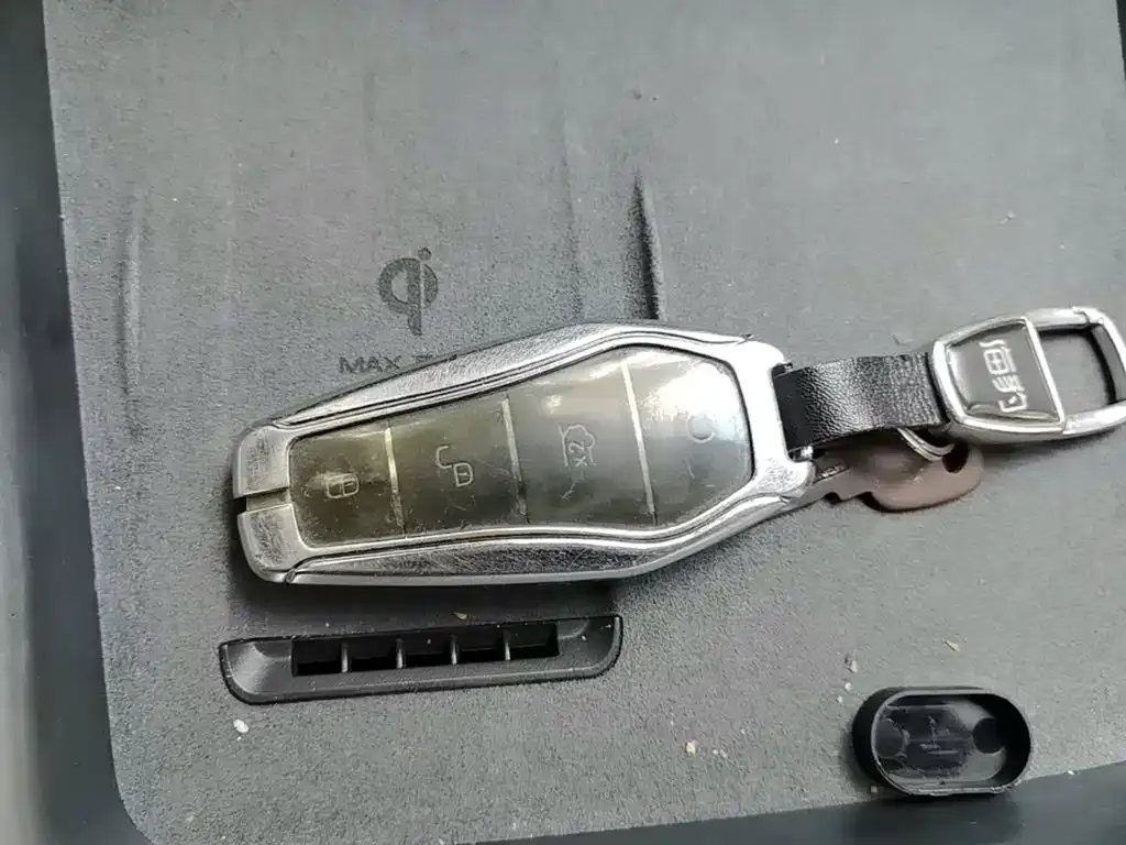 BYD Seal — фото 6