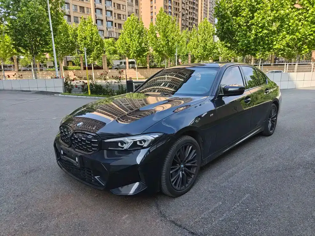BMW 3 Series — фото 1