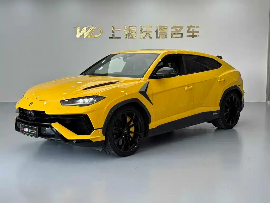 Lamborghini Urus — фото 1