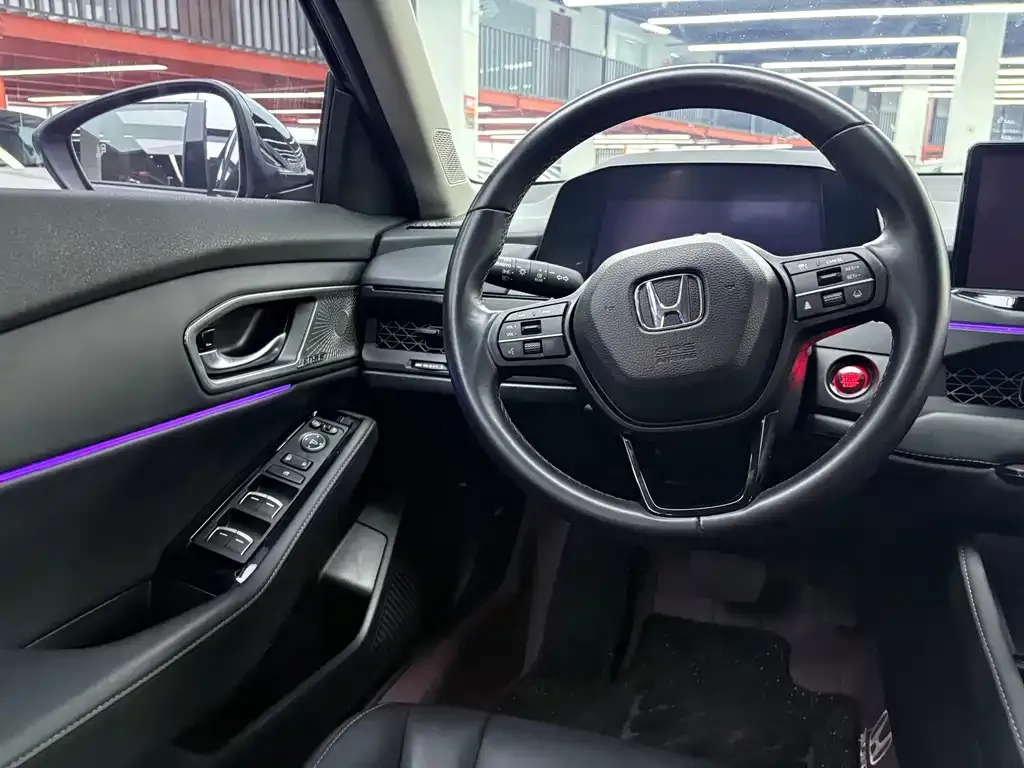 Honda Accord — фото 9